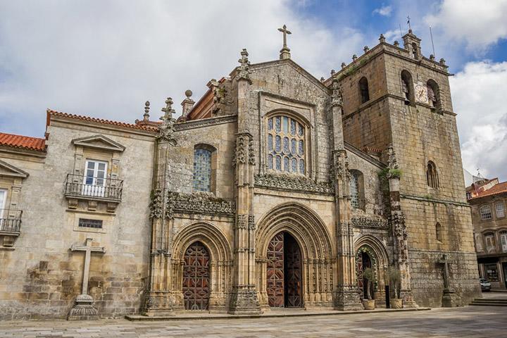 Kolping House Bed & Breakfast Lamego Bagian luar foto